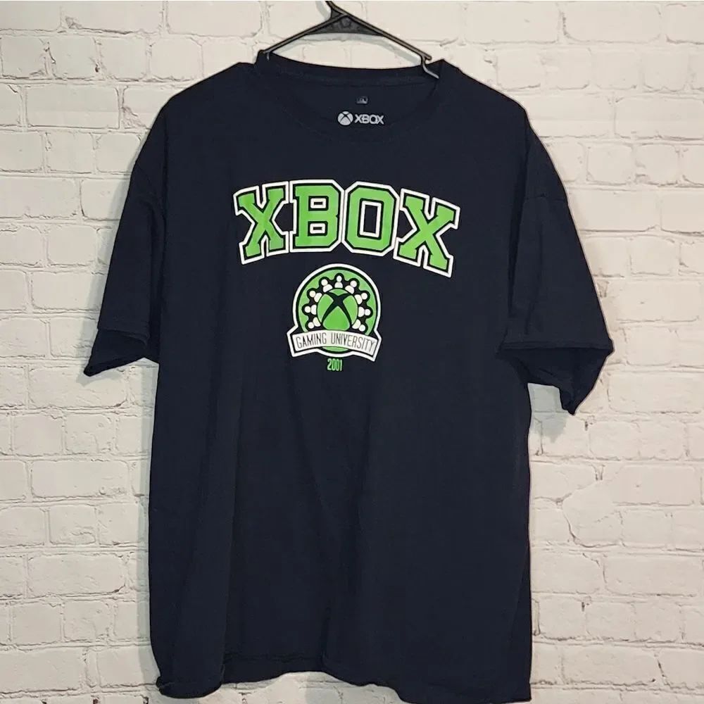 Men's Xbox shirt, size XL
